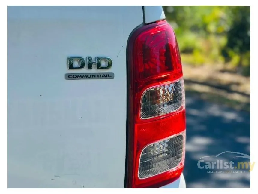 2015 Mitsubishi Triton Standard Dual Cab 4X4 Pickup
