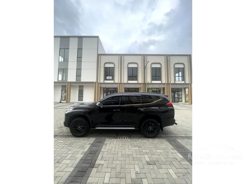 2023 Mitsubishi Pajero Sport Dakar 4x2 SUV