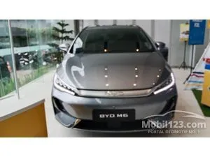 2025 BYD M6 Superior 7-seaters MPV