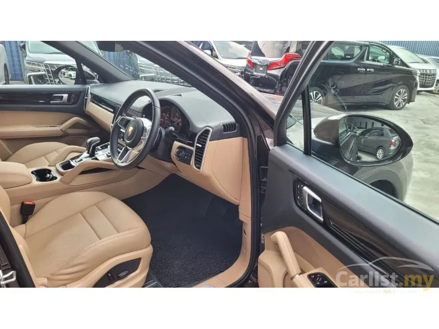 2022 Porsche Cayenne SUV