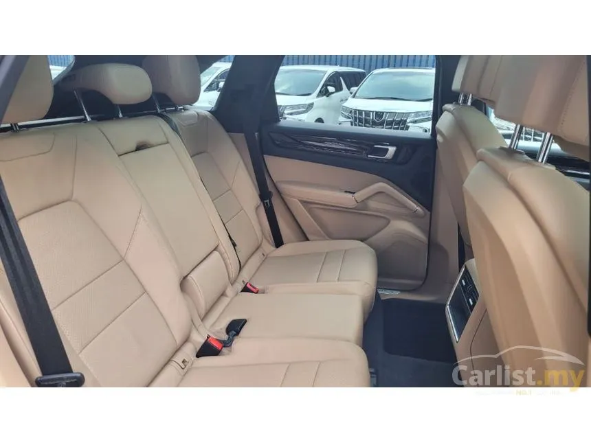 2022 Porsche Cayenne SUV