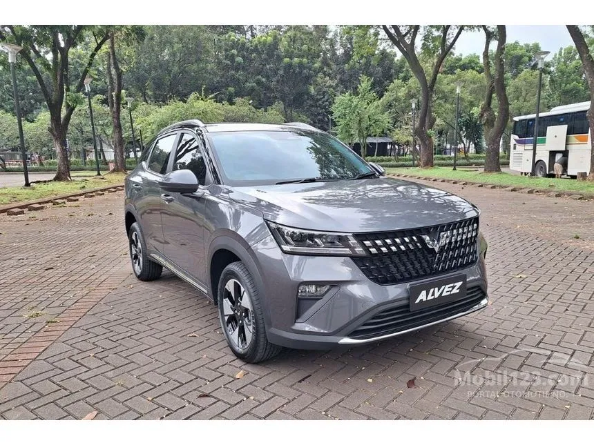 Jual Mobil Wuling Alvez 2024 EX 1.5 di Banten Automatic Wagon Silver Rp 268.000.000
