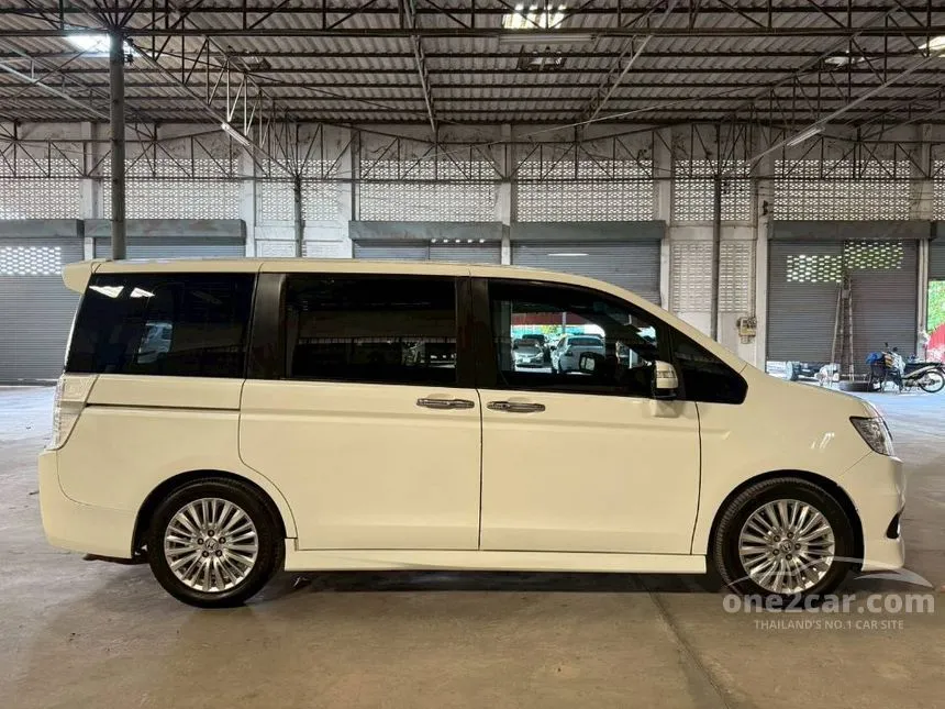 2013 Honda STEPWGN Spada JP Wagon
