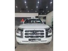 Mitsubishi Triton 2.4 VGT Athlete Dual Cab Pickup Truck