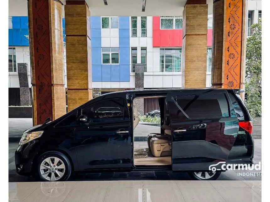 2011 Toyota Alphard G MPV