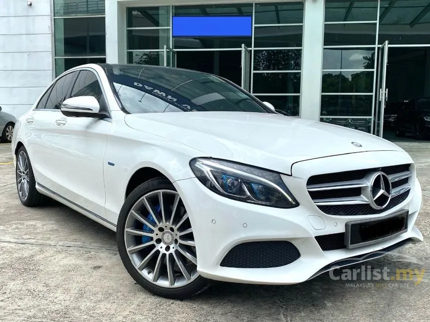 2017 Mercedes-Benz C350e AMG Line Sedan