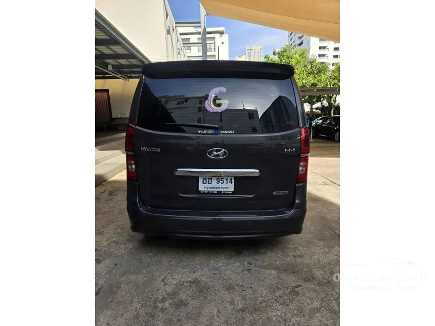 2019 Hyundai H-1 Elite Van