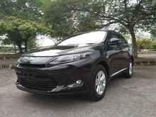 2014 Toyota Harrier 2.0 Elegance *** 2 Tone Interior *** Free Warranty ***