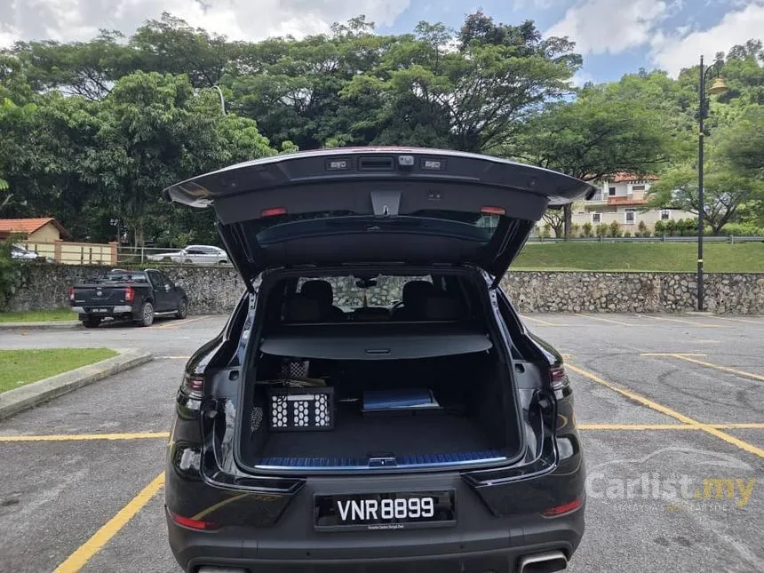 2025 Porsche Cayenne SUV