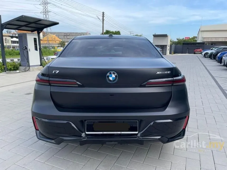 2023 BMW i7 xDrive60 M Sport Sedan