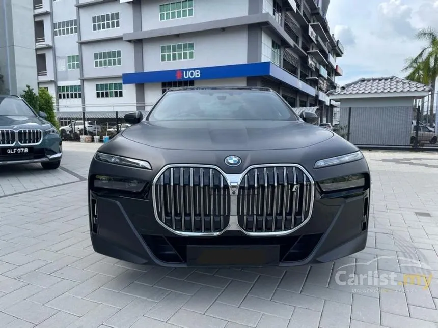 2023 BMW i7 xDrive60 M Sport Sedan
