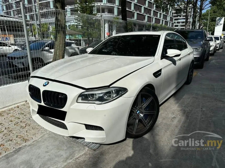 2014 BMW M5 Sedan
