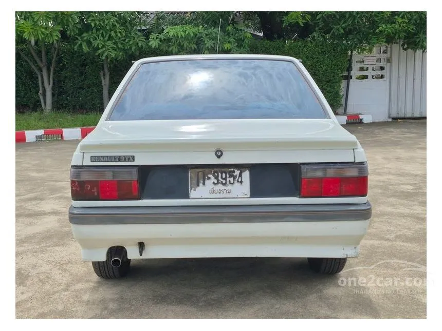 1992 Renault R-19 TXE Sedan