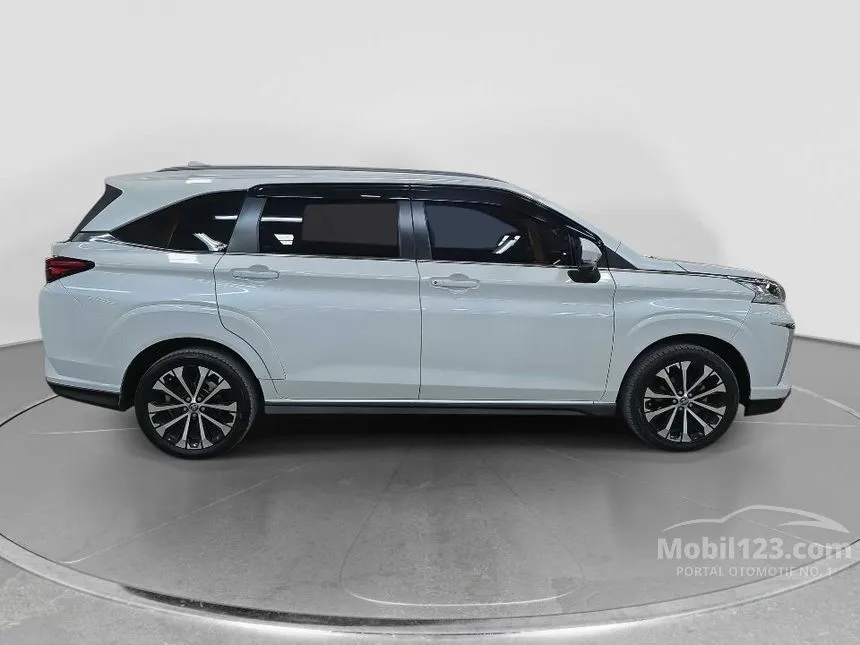 2022 Toyota Veloz Q (Premium Color) MPV