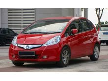 2013 Honda Jazz 1.3 Hybrid Hatchback For Sale from Direct Owner