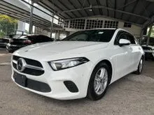 Mercedes Benz A180 1.3 Hatchback TURBO LUXURY PACKAGE DIGITAL METER PRE CRASH LKA KEYLESS ENTRY PUSHSTART MULTIFUNCTION STEERING 2019 JAPAN UNREG