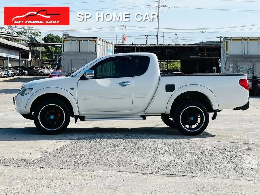 2013 Mitsubishi Triton PLUS VG TURBO Pickup