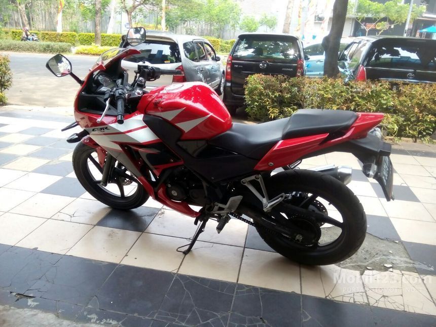 Jual Motor Honda Cbr 150r 2015 0 2 Di Jawa Barat Manual Sport Bike
