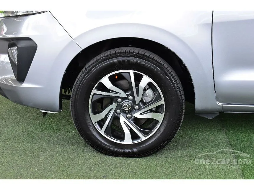 2021 Toyota INNOVA Entry Wagon