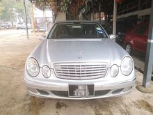 2003 Mercedes-Benz E240 2.6 Avantgarde Sedan