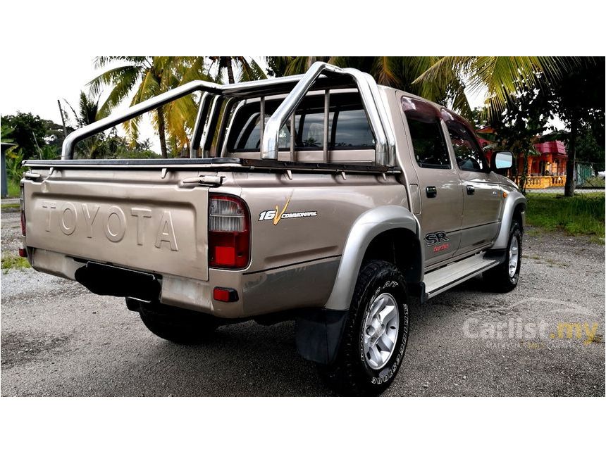 Toyota Hilux 2004 SR Turbo 2.5 in Selangor Automatic 