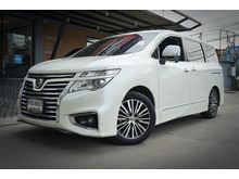 2016 Nissan Elgrand 2.5 (ปี 10-15) High-Way Star Wagon AT