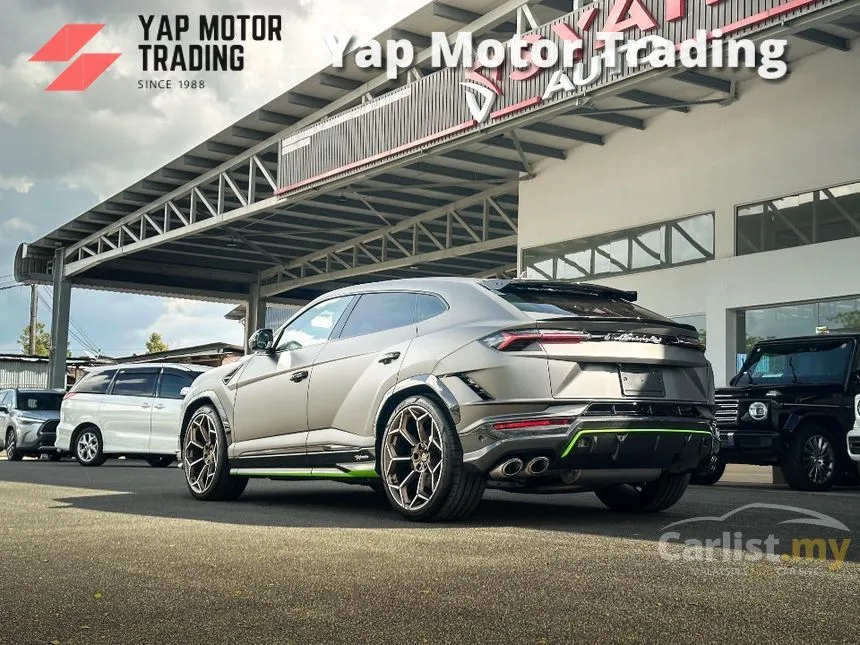 2023 Lamborghini Urus Performante SUV