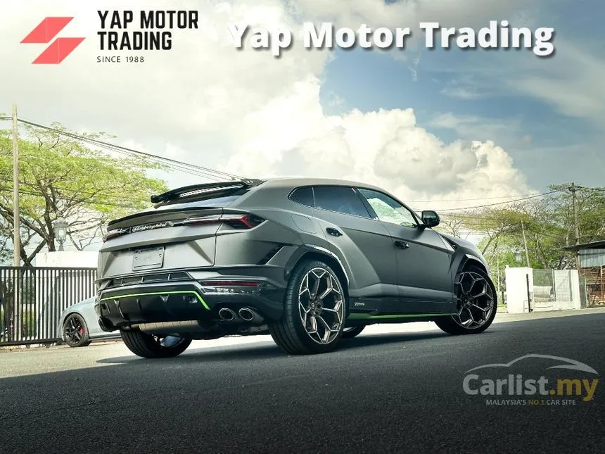 2023 Lamborghini Urus Performante SUV