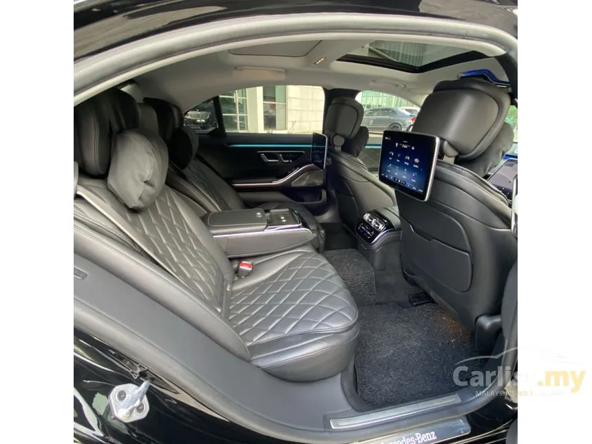 2023 Mercedes-Benz S580e Sedan