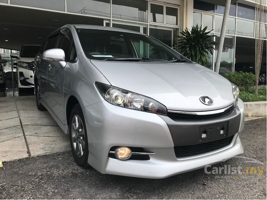 Toyota wish 2014