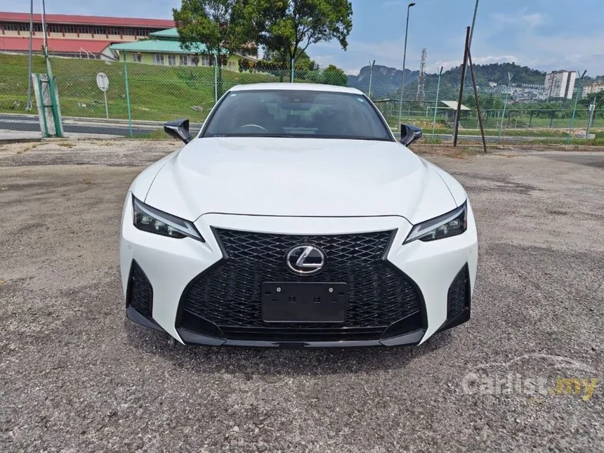 2022 Lexus IS 300 F Sport Sedan