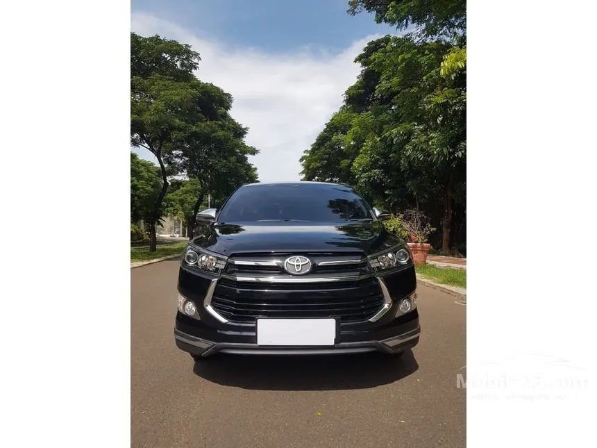 Jual Mobil Toyota Innova Venturer 2019 2.4 di DKI Jakarta Automatic Wagon Hitam Rp 395.000.000