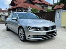 2017 Volkswagen Passat 2.0 TSI Highline Sedan-FREE 3 YEAR WARRANTY PACKAGE (J)