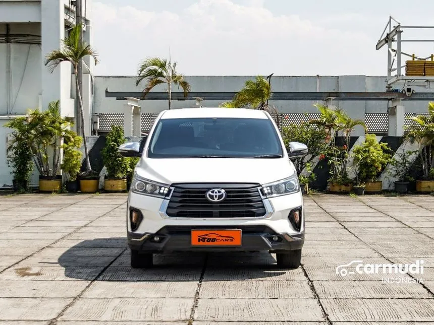 2022 Toyota Kijang Innova Venturer MPV