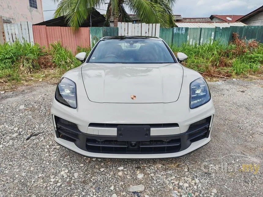 2024 Porsche Panamera Hatchback