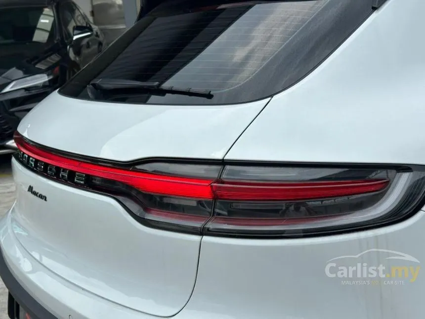 2022 Porsche Macan SUV