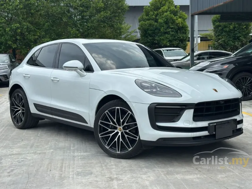 2022 Porsche Macan SUV
