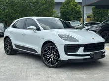 2022 Porsche Macan Local Spec - Air Suspension / BOSE / Panoramic Roof / Sport Chrono / Sport Exhaust