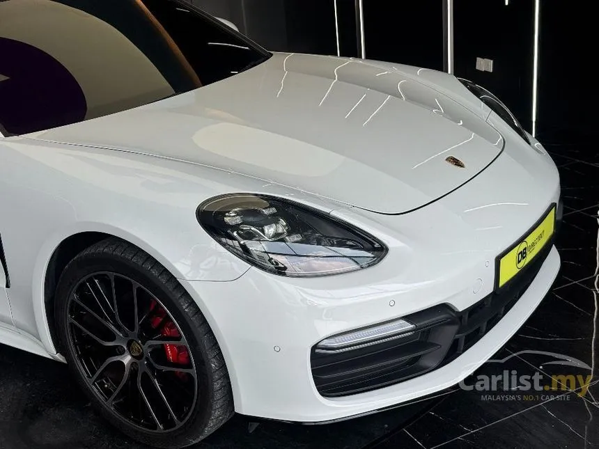 2017 Porsche Panamera Hatchback