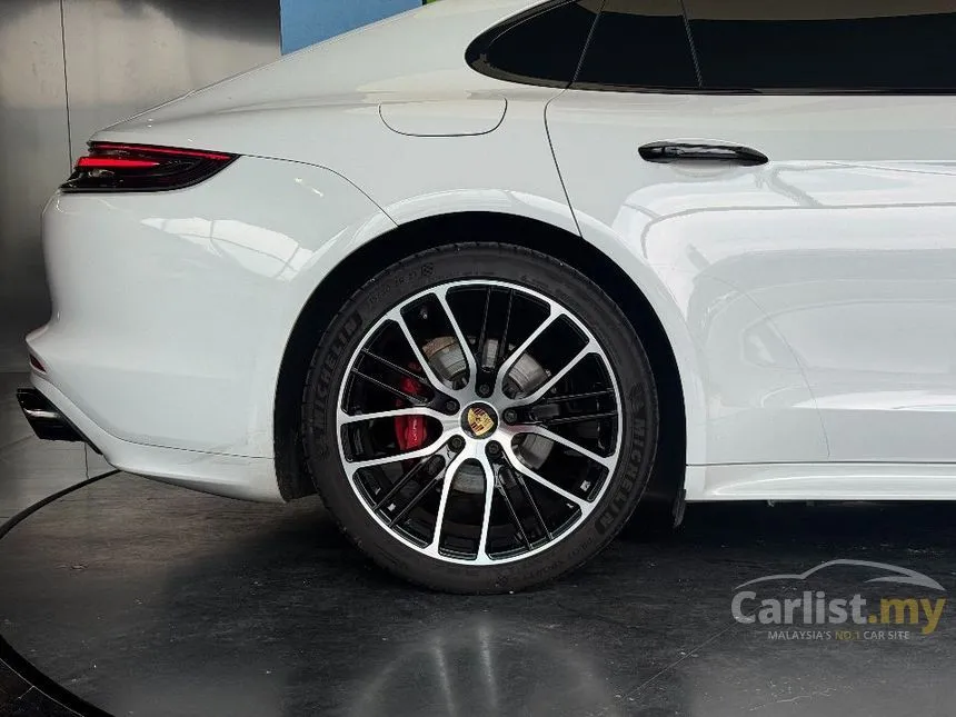 2017 Porsche Panamera Hatchback