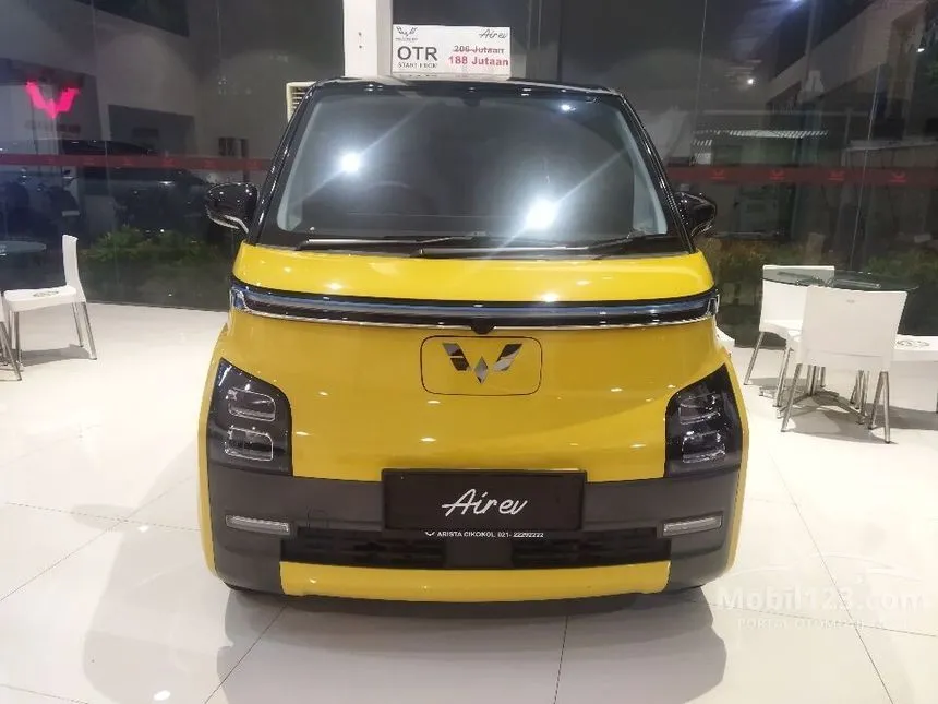 Jual Mobil Wuling EV 2024 Air ev Lite di Banten Automatic Hatchback Kuning Rp 180.700.000