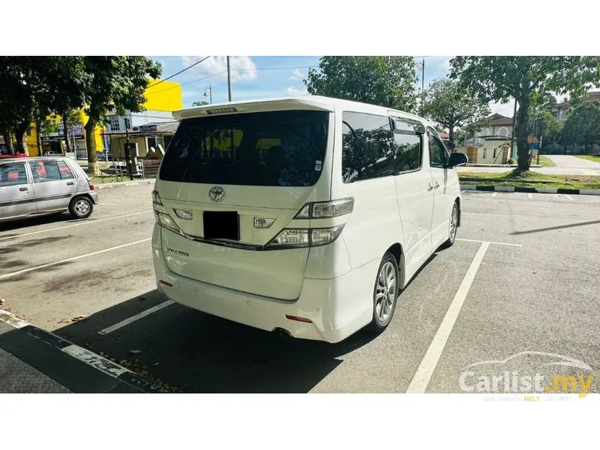 2011 Toyota Vellfire Z MPV