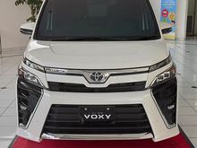 PROMO TOYOTA VOXY DISKON TERBESAR DP TERMURAH BISA KREDIT SYARIAH