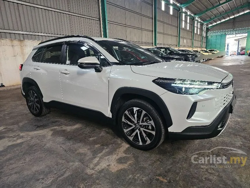 2025 Toyota Corolla Cross V SUV