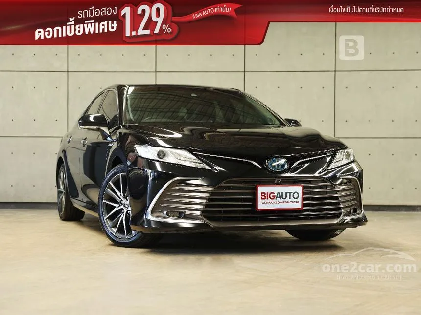 2022 Toyota CAMRY HEV Premium Luxury Sedan