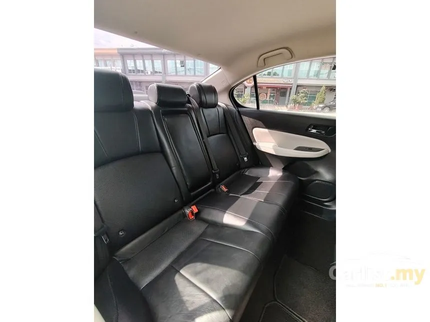 2022 Honda City V Sedan