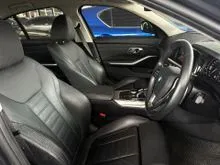 2020 BMW 320i 2.0 Sport Sedan // MAX LOAN // FREE TRY LOAN // FREE TINTED // FREE WARRENTY // FREE POLISH