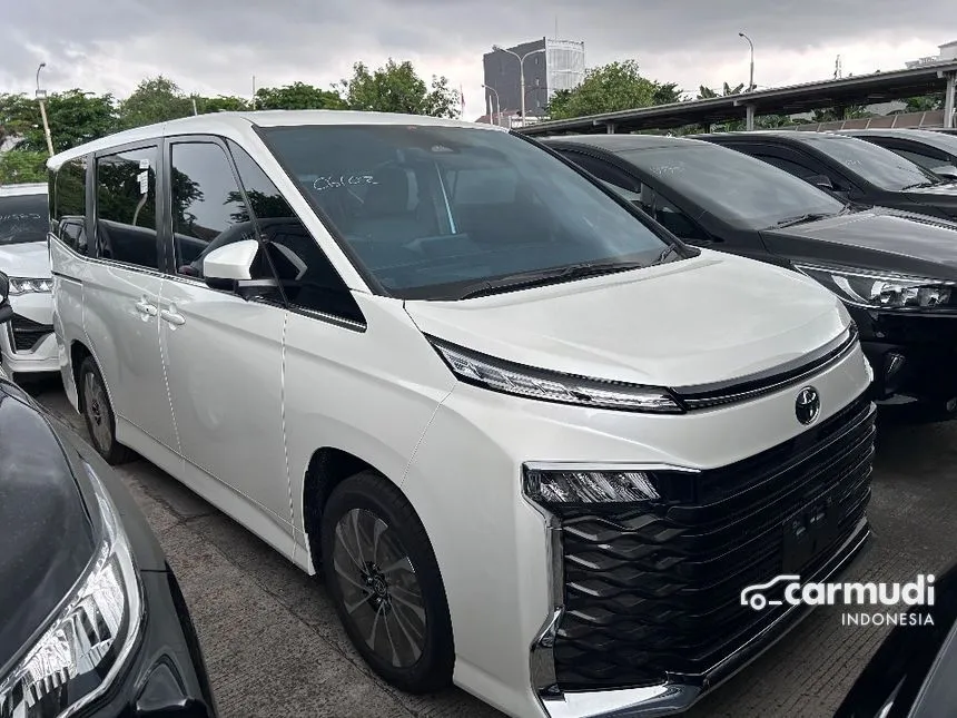 2024 Toyota Voxy Van Wagon