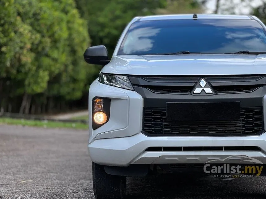 2019 Mitsubishi Triton VGT Premium Pickup Truck