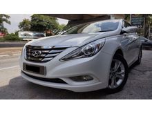 Hyundai Sonata 2.0 NEW FACELIFT 2012,PANAROMIC ROOF,INCLUSIVE GST,FULL SPEC,FULL SERVICE RECORDED BY HYUNDAI,ORIGINAL PEARL WHITE,NICE NUMBER 618